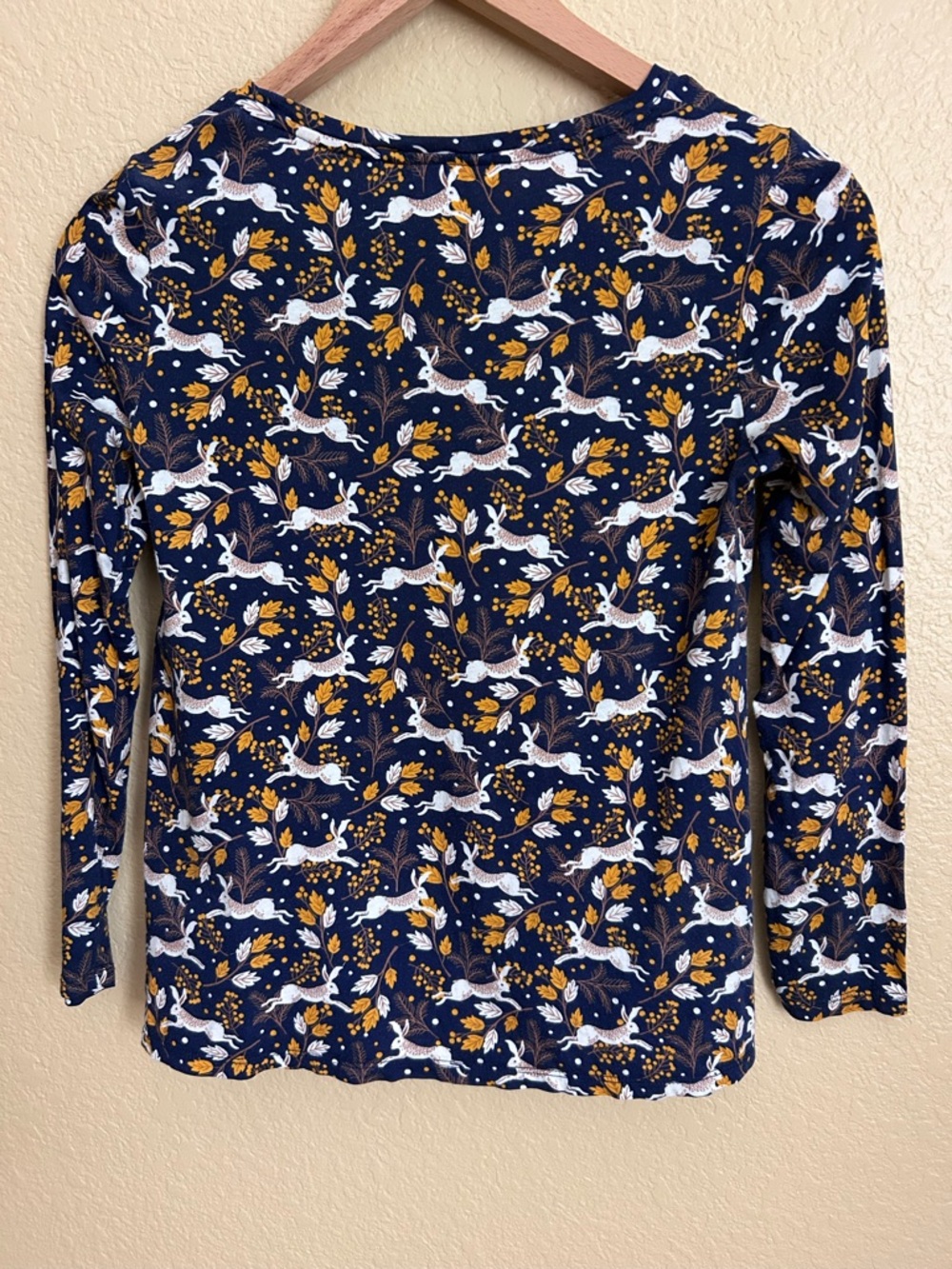 Boden Hare Rabbit Print Long Sleeve Crewneck Top - Picture 3 of 9